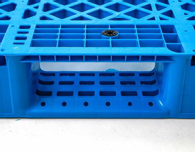 飞龙真人棋牌飞龙软件官网1412网格川字飞龙体育数据盘口飞龙棋牌下载